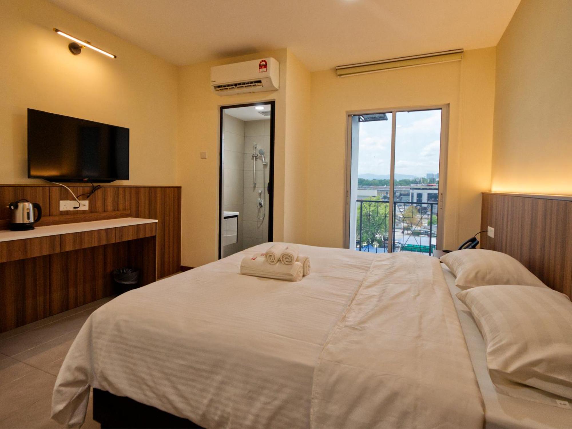Weiss Hotels Kepong Baru Kampong Jawa Tengah 외부 사진