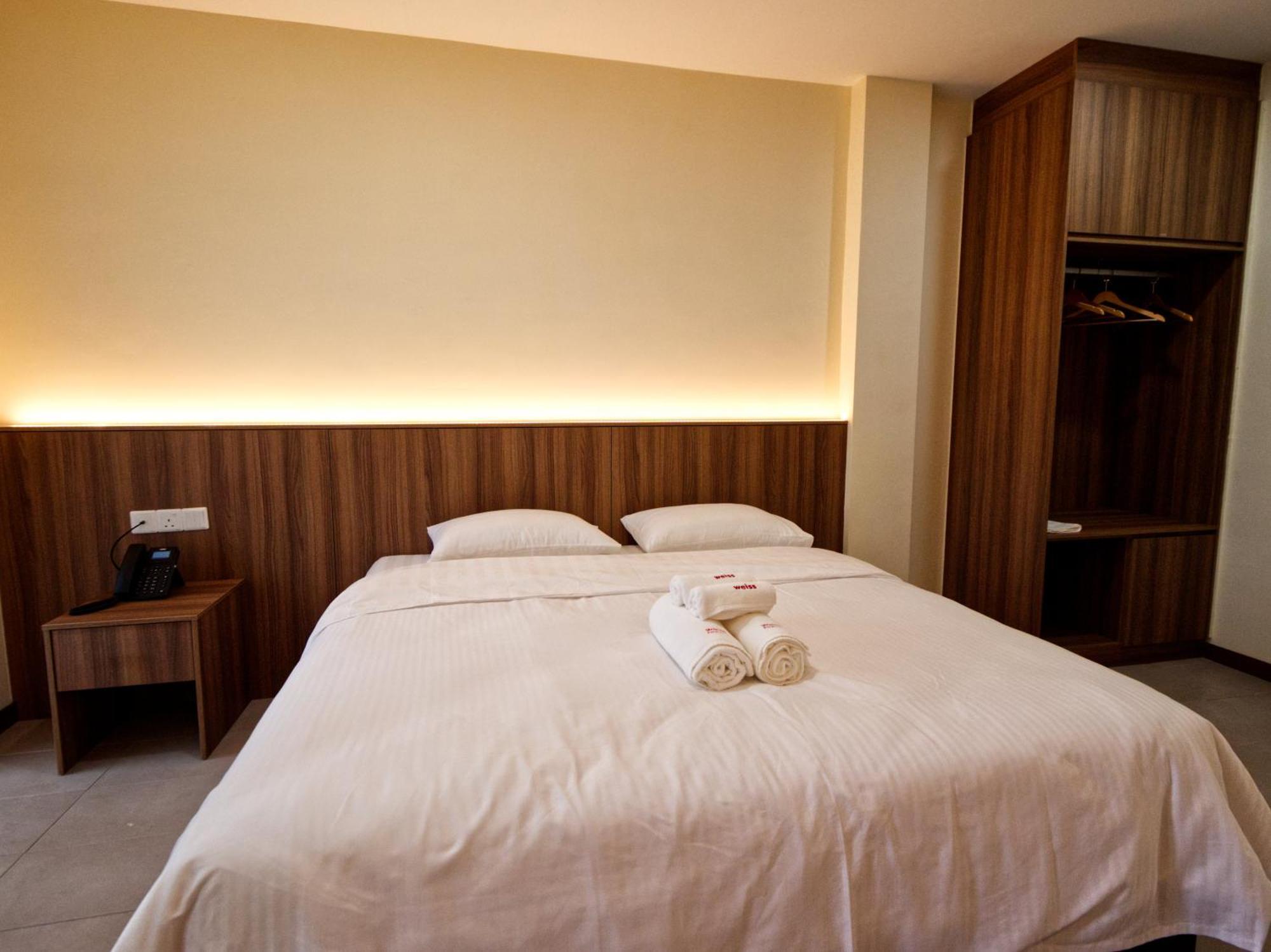 Weiss Hotels Kepong Baru Kampong Jawa Tengah 외부 사진