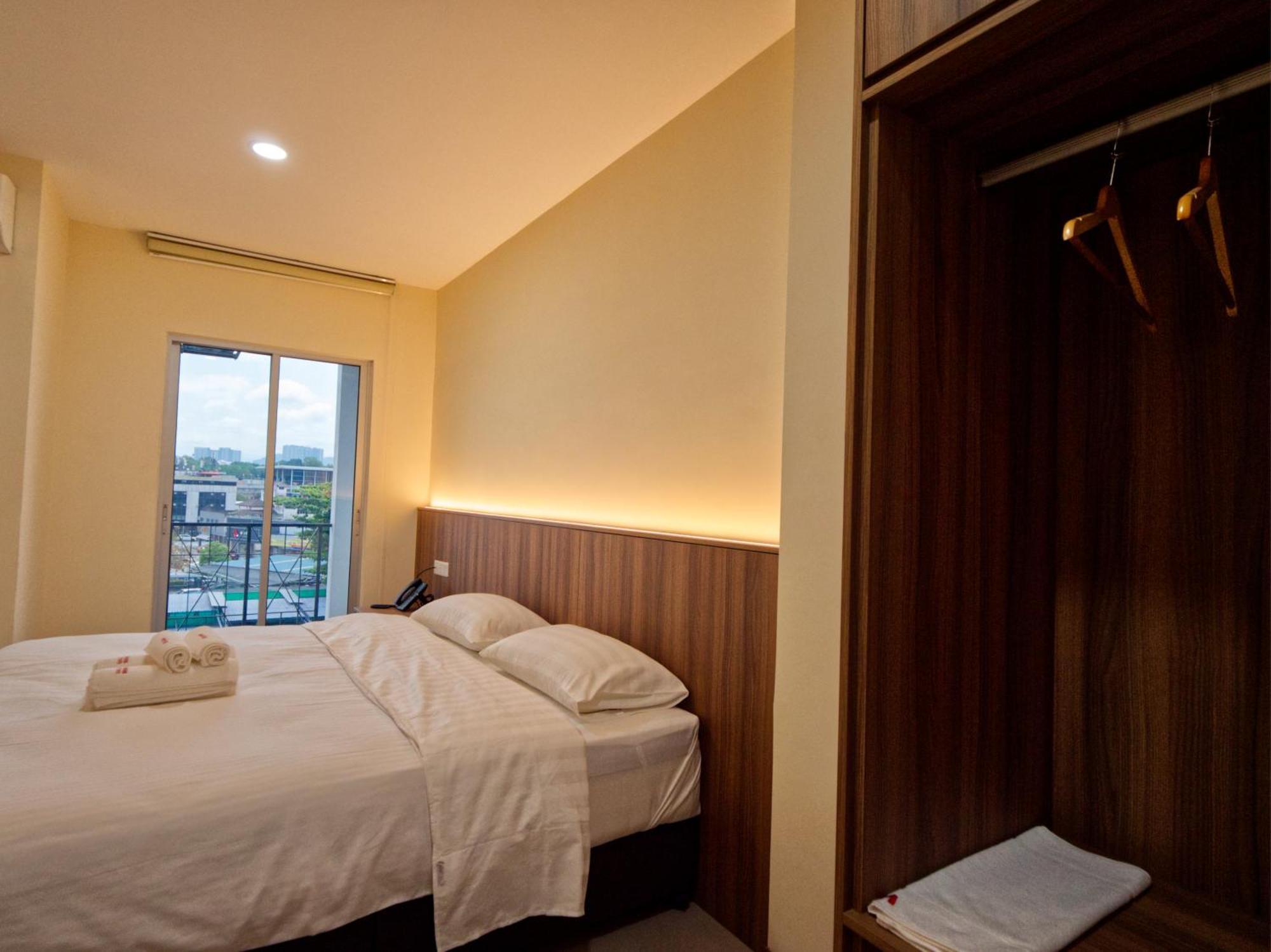 Weiss Hotels Kepong Baru Kampong Jawa Tengah 객실 사진